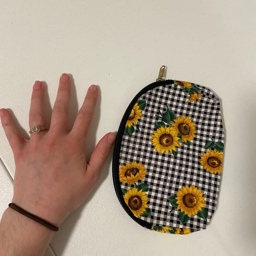 Plaid sunflower zipper‎ pouch